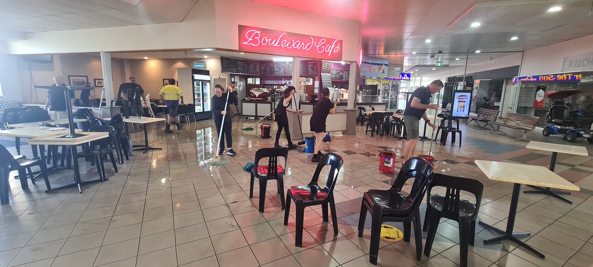 Many hands make light work